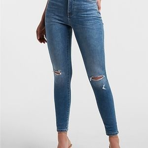 Brand neww Express high waisted skinny jeans